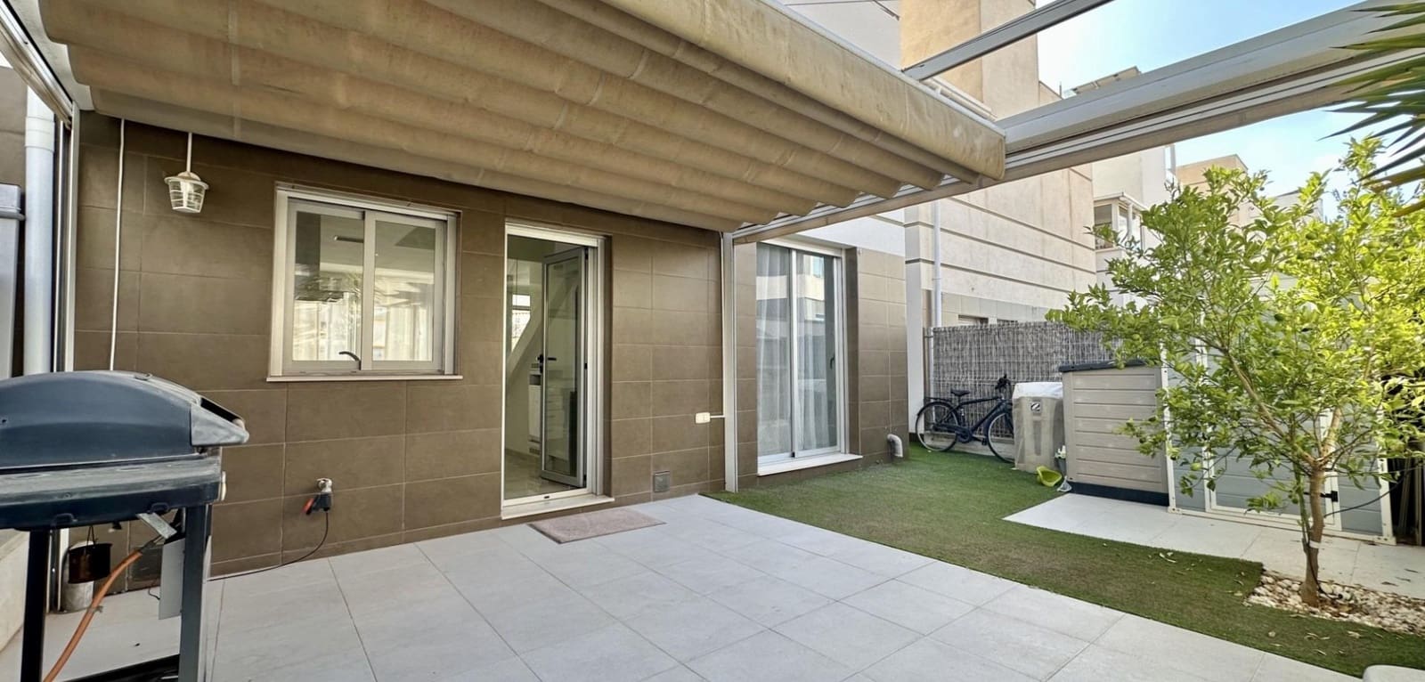 3 camera da letto Villa in vendita in Orihuela Costa con piscina - 389.000 € (Rif: 9438650)