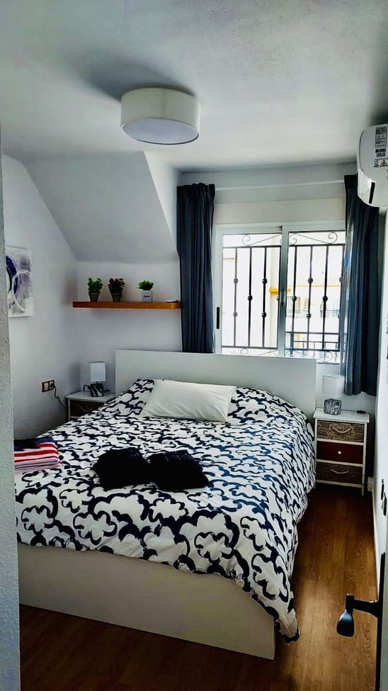 2 chambre Appartement à vendre à Jacarilla avec piscine garage - 124 950 € (Ref: 9438654)