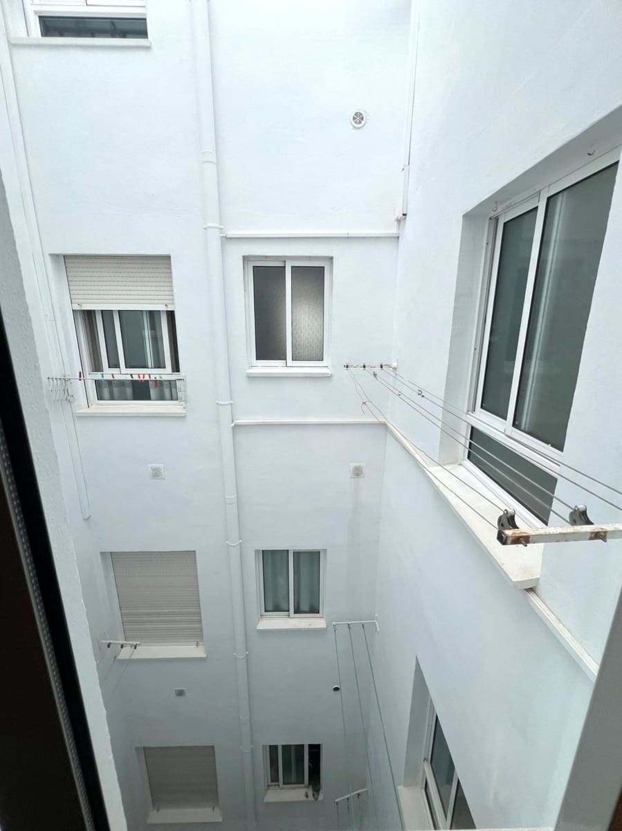 2 sypialnia Apartament na sprzedaż w Torrevieja - 145 000 € (Ref: 9438659)