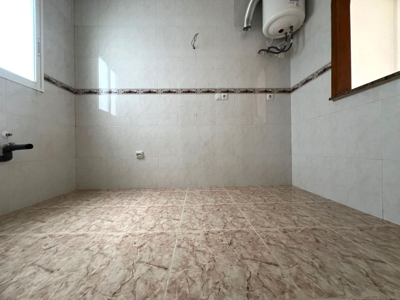2 sypialnia Apartament na sprzedaż w Torrevieja - 145 000 € (Ref: 9438659)