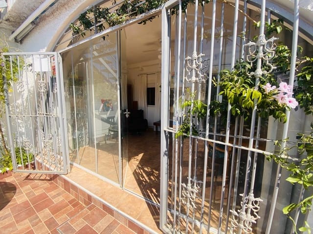 2 soveværelse Bungalow til salg i Playa Flamenca, Orihuela - € 165.000 (Ref: 9438664)