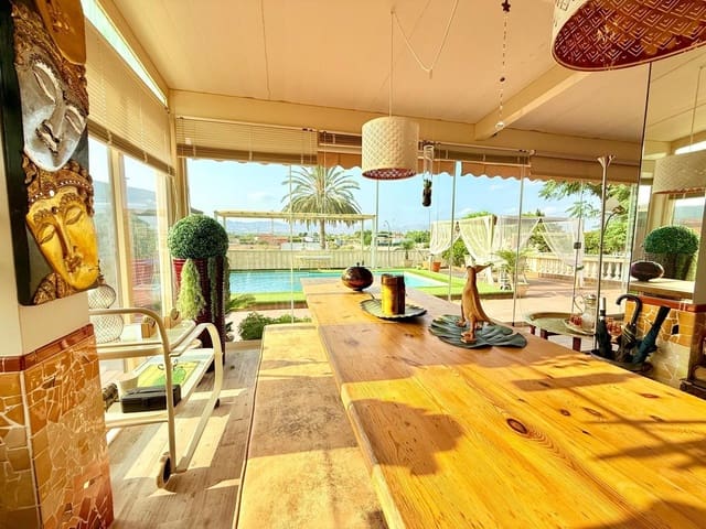 3 soveværelse Villa til salg i Benferri med swimmingpool - € 329.900 (Ref: 9438668)