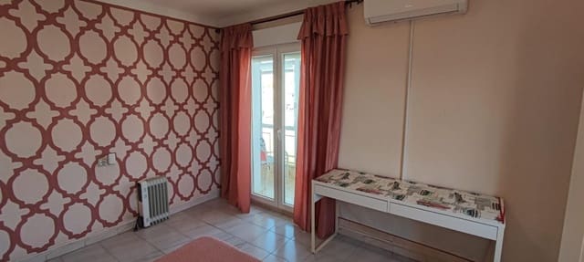 4 soveværelse Lejlighed til salg i Fontcalent, Alicante by - € 110.000 (Ref: 9438678)