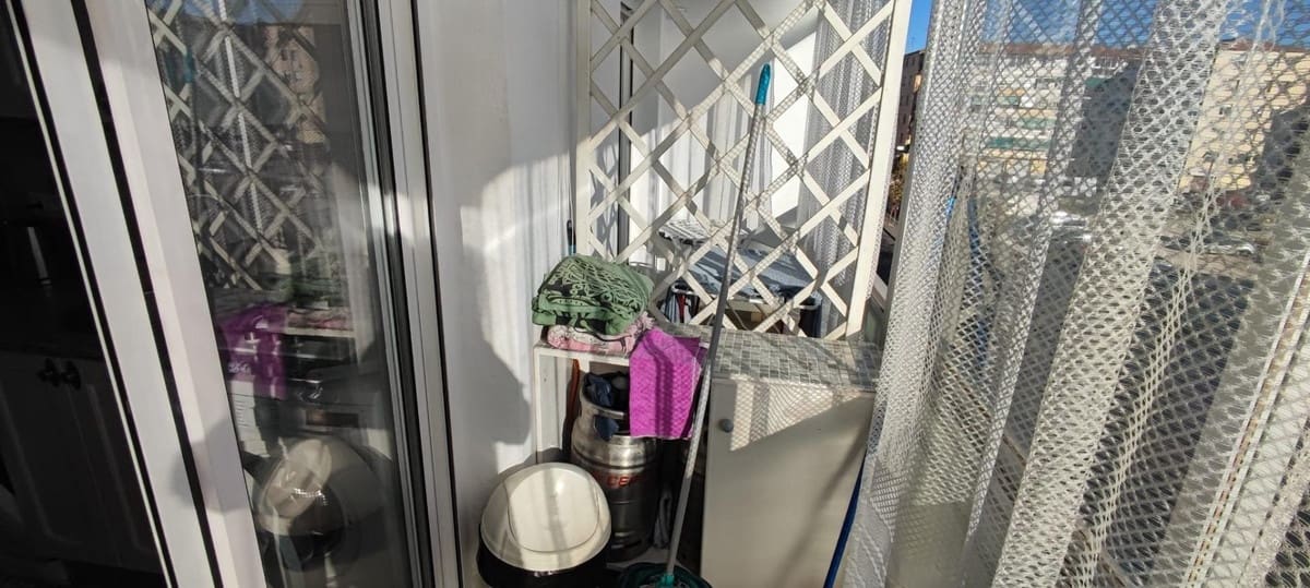 4 soveværelse Lejlighed til salg i Alicante by - € 110.000 (Ref: 9438678)