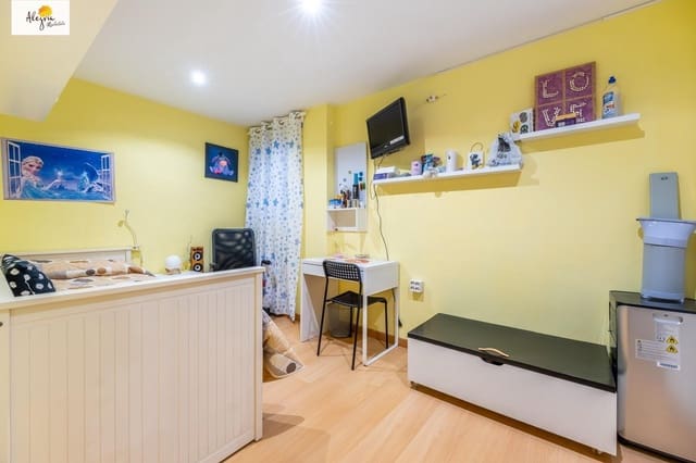 3 soveværelse Lejlighed til salg i Fontcalent, Alicante by - € 250.000 (Ref: 9438679)