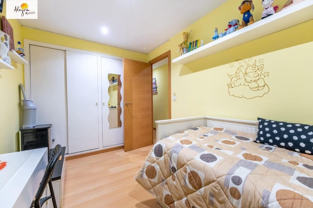 3 quarto Apartamento para venda em Alicante cidade - 250 000 € (Ref: 9438679)