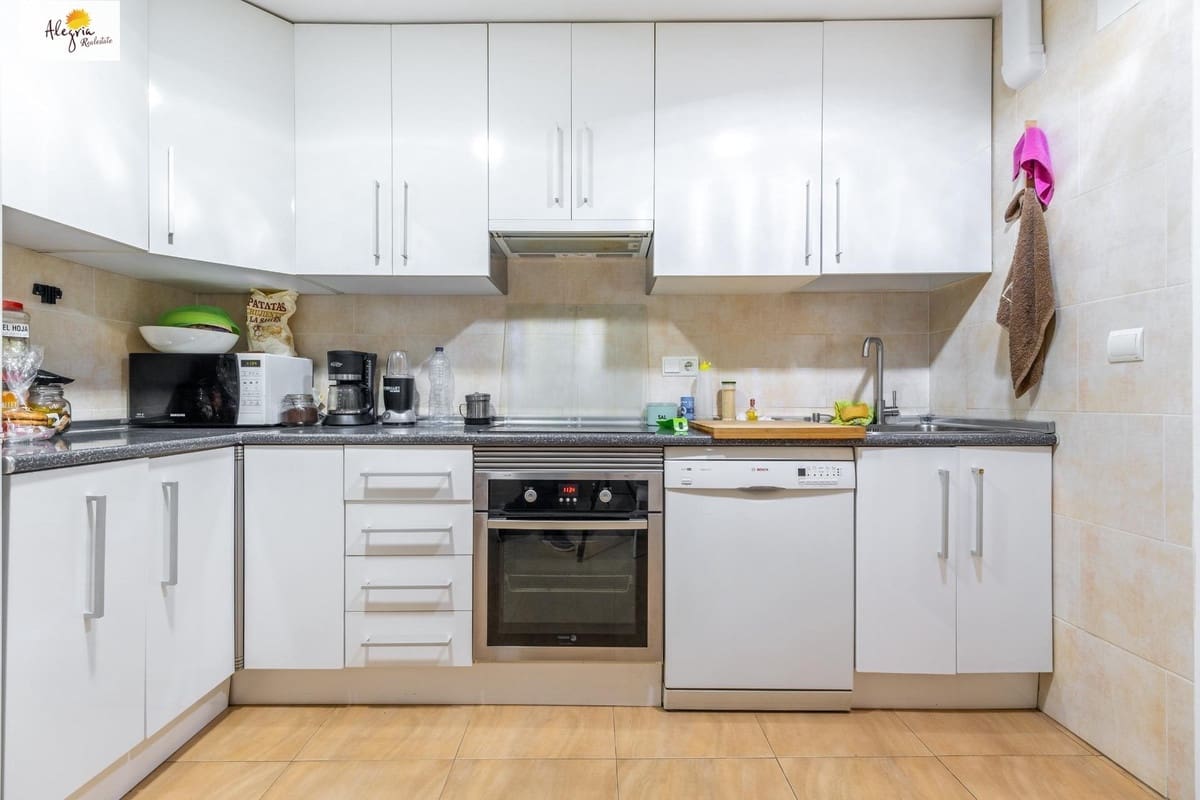 3 quarto Apartamento para venda em Alicante cidade - 250 000 € (Ref: 9438679)