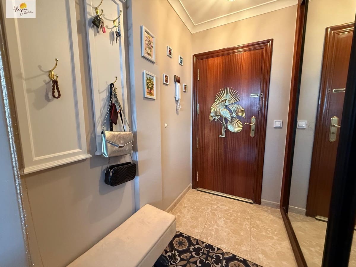 2 makuuhuone Huoneisto myytävänä paikassa Alicante kaupunki - 179 000 € (Ref: 9438680)