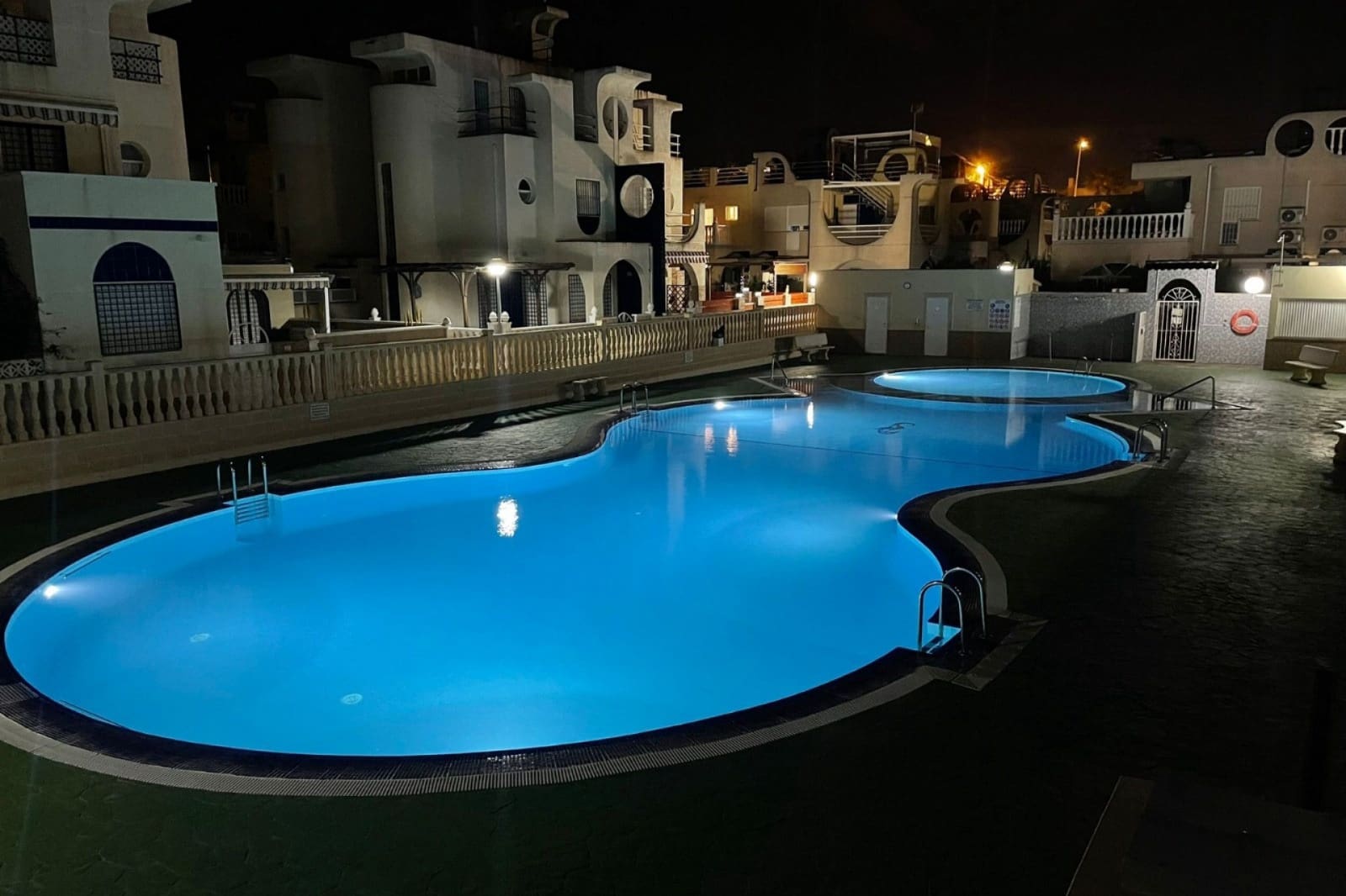 2 soveværelse Lejlighed til salg i La Mata med swimmingpool - € 154.000 (Ref: 9438683)