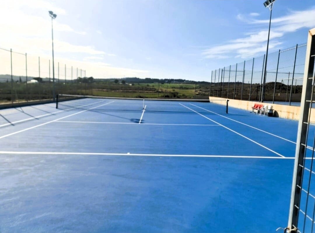 2 slaapkamer Halfvrijstaande villa te koop in San Miguel de Salinas met zwembad garage - € 229.995 (Ref: 9450630)