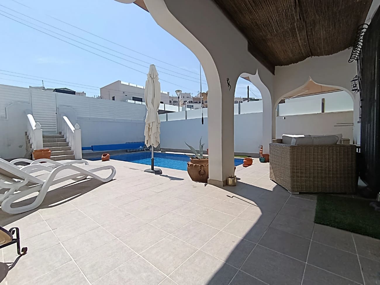 2 slaapkamer Halfvrijstaande villa te koop in San Miguel de Salinas met zwembad garage - € 229.995 (Ref: 9450630)