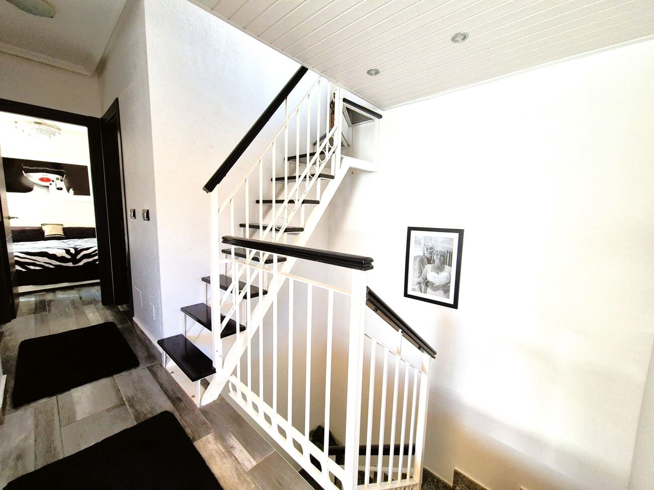 3 bedroom Villa for sale in Cabo Roig with pool - € 349,995 (Ref: 9450631)