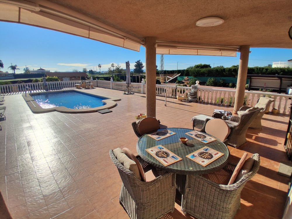 3 Zimmer Villa zu verkaufen in Catral mit Pool - 390.000 € (Ref: 9450633)