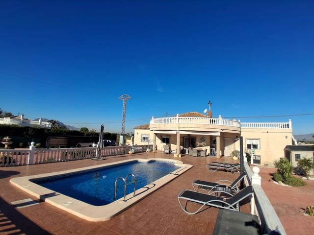 3 bedroom Villa for sale in Catral with pool - € 390,000 (Ref: 9450633)