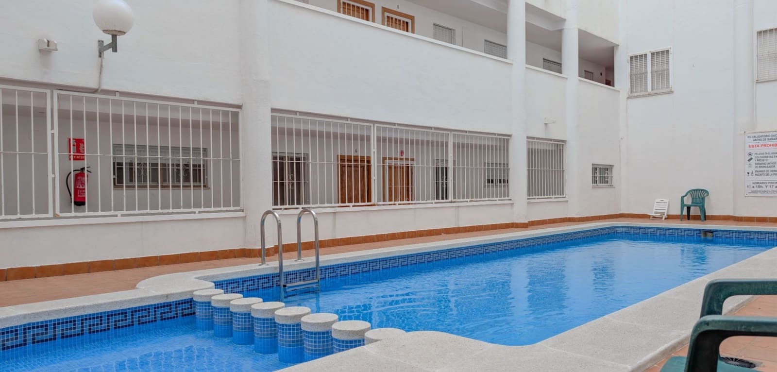 2 bedroom Apartment for sale in Torrevieja with pool - € 174,800 (Ref: 9450643)
