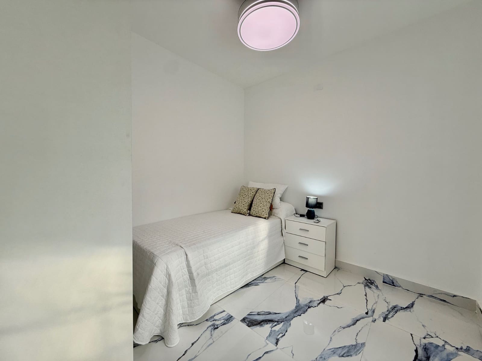 2 soveværelse Semi-Rækkehus til salg i Torrevieja med swimmingpool garage - € 177.000 (Ref: 9450644)