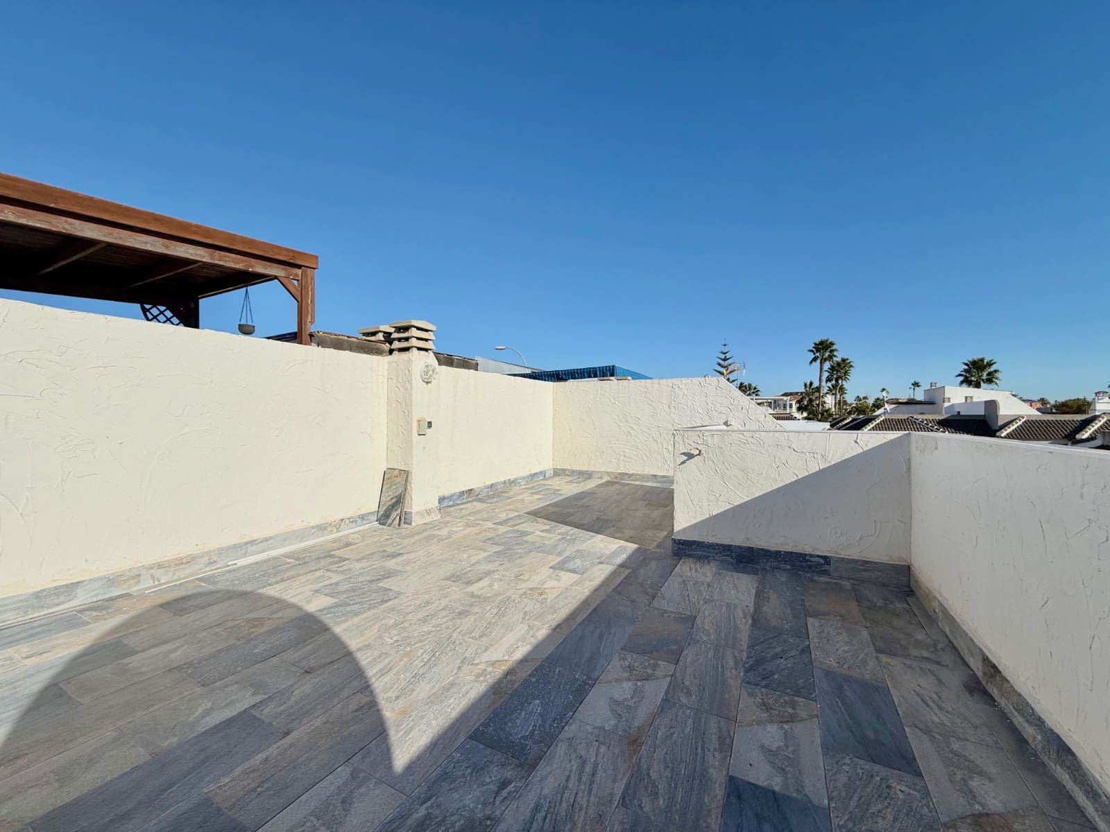 2 soveværelse Semi-Rækkehus til salg i Torrevieja med swimmingpool garage - € 177.000 (Ref: 9450644)