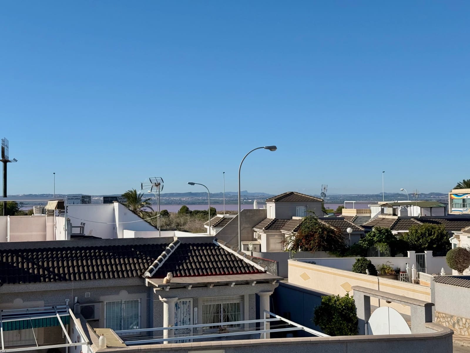 2 soveværelse Semi-Rækkehus til salg i Torrevieja med swimmingpool garage - € 177.000 (Ref: 9450644)