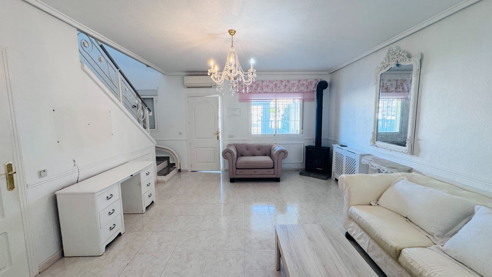 2 sovrum Hus till salu i Benijofar med pool - 189 995 € (Ref: 9459708)