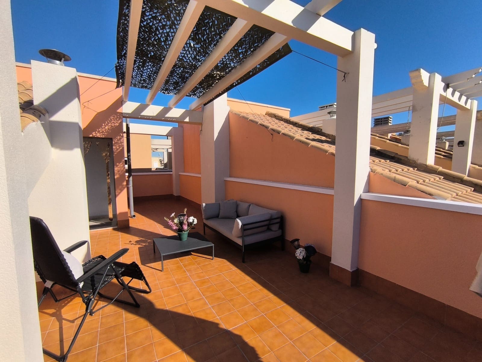 Casa de 4 habitaciones en Bigastro en venta con piscina garaje - 219.000 € (Ref: 9459709)