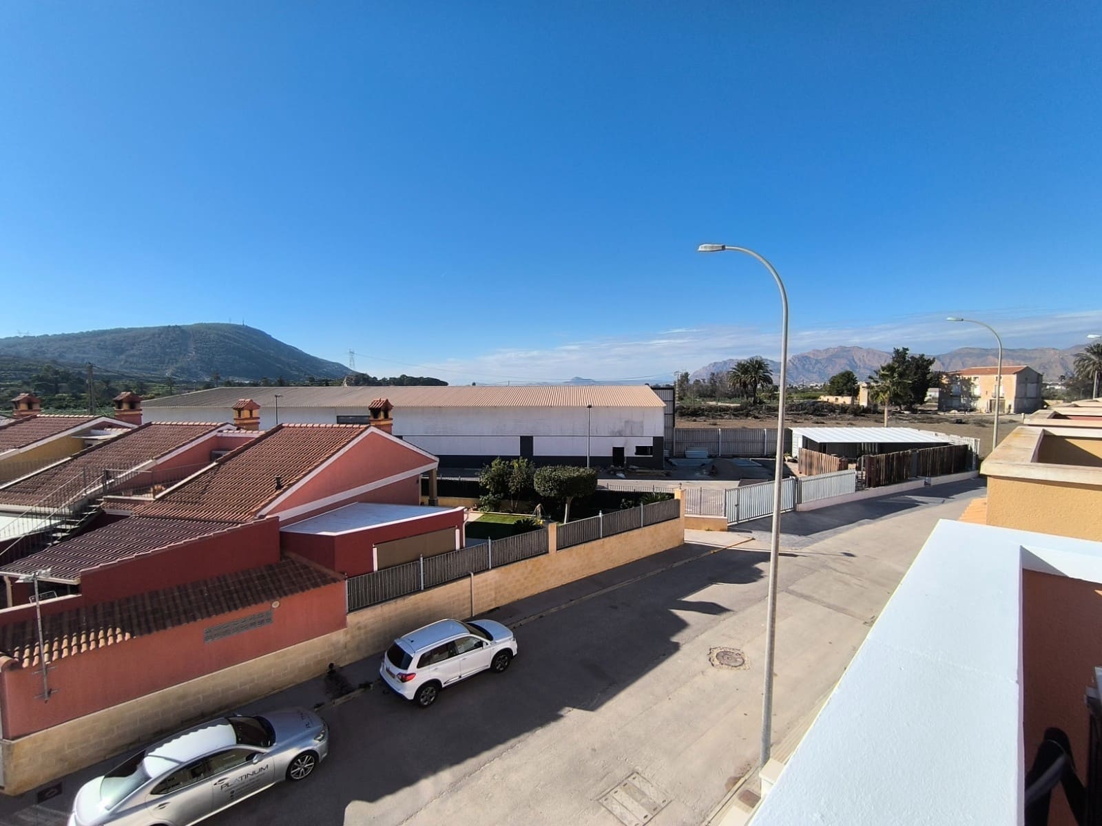 Casa de 4 habitaciones en Bigastro en venta con piscina garaje - 219.000 € (Ref: 9459709)