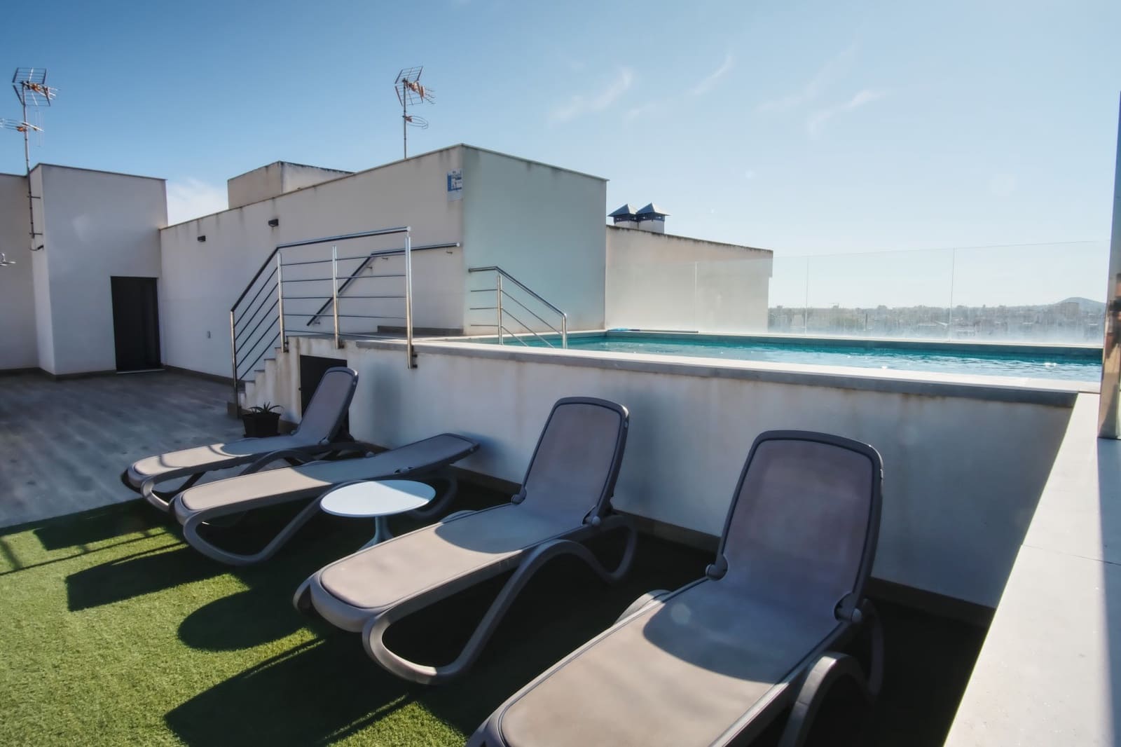 2 bedroom Apartment for sale in Formentera del Segura with pool - € 199,900 (Ref: 9459712)