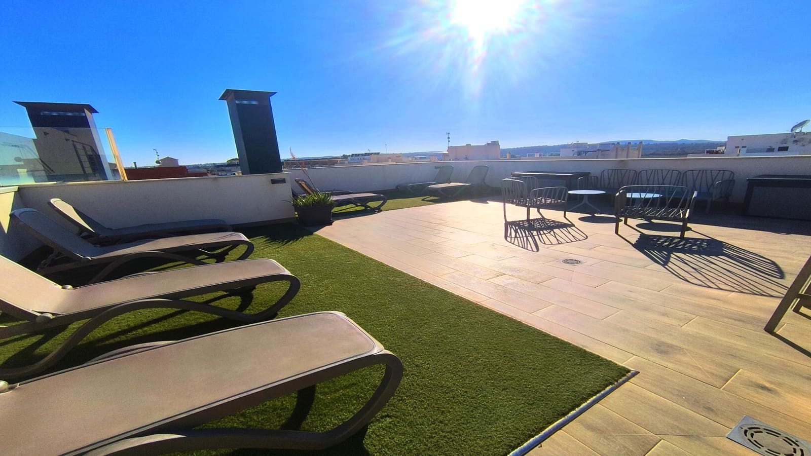 2 bedroom Apartment for sale in Formentera del Segura with pool - € 199,900 (Ref: 9459712)