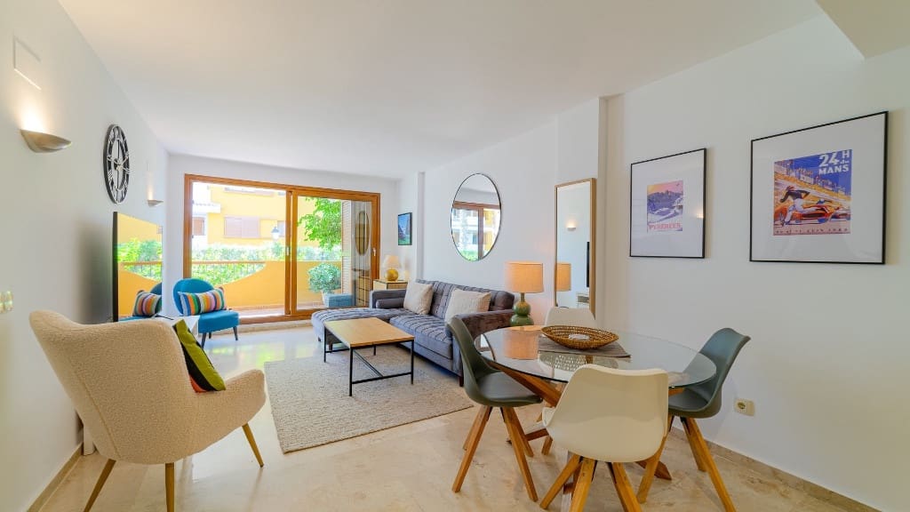 2 bedroom Apartment for sale in Orihuela - € 265,000 (Ref: 9459718)