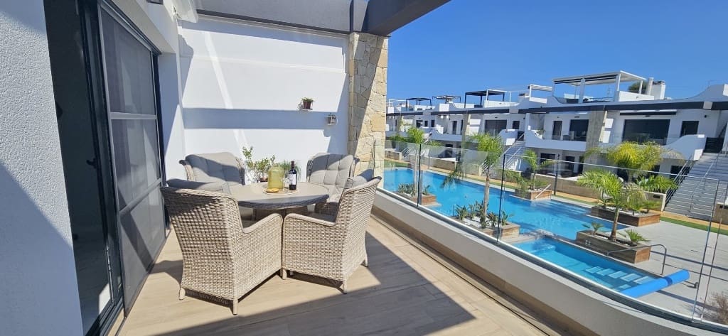 2 bedroom Apartment for sale in Orihuela - € 330,000 (Ref: 9459719)