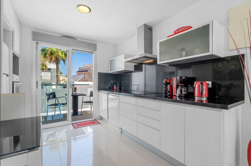 2 bedroom Apartment for sale in Orihuela - € 279,000 (Ref: 9459720)