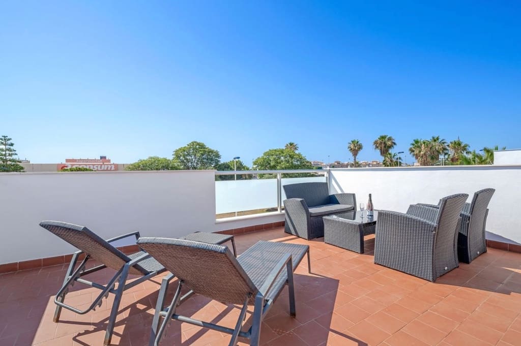 2 bedroom Apartment for sale in Orihuela - € 279,000 (Ref: 9459720)