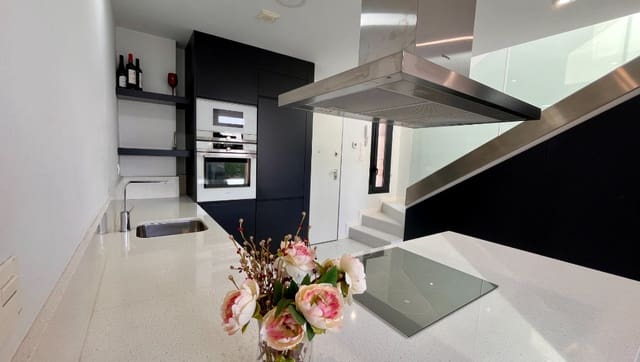 3 sovrum Hus till salu i Montepinar - La Aparecida - Raiguero, Orihuela - 585 000 € (Ref: 9459724)