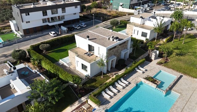 3 sovrum Hus till salu i Montepinar - La Aparecida - Raiguero, Orihuela - 585 000 € (Ref: 9459724)