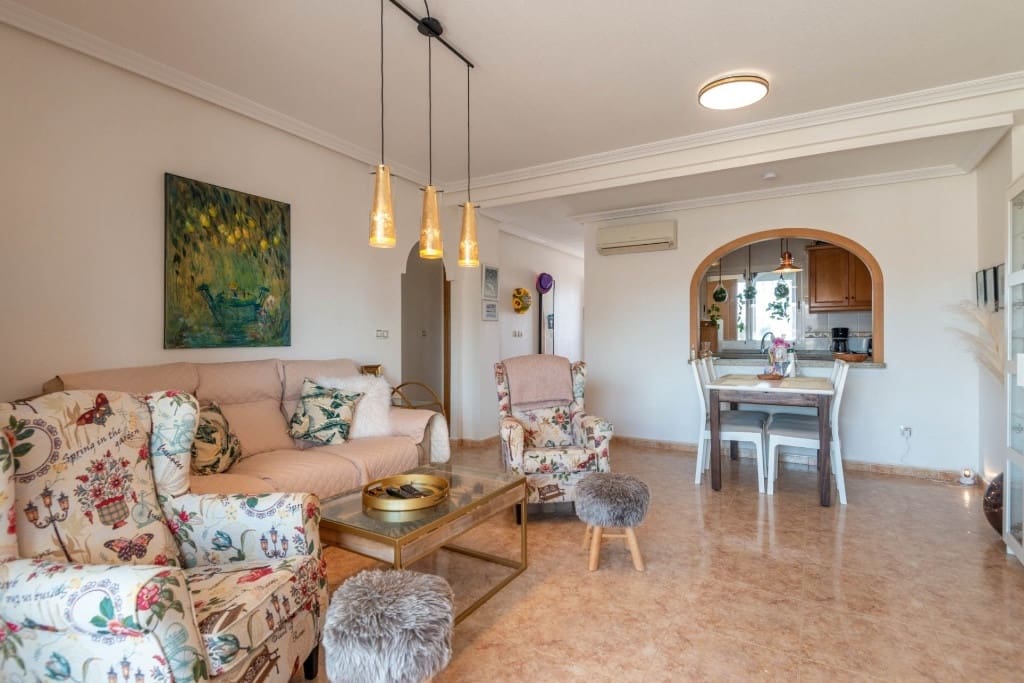 2 bedroom Apartment for sale in Orihuela - € 219,000 (Ref: 9459725)