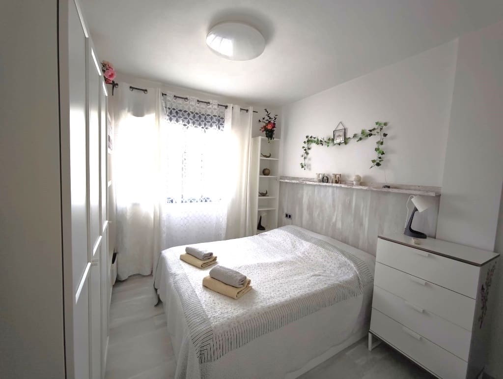 2 bedroom Apartment for sale in Orihuela - € 299,000 (Ref: 9459728)