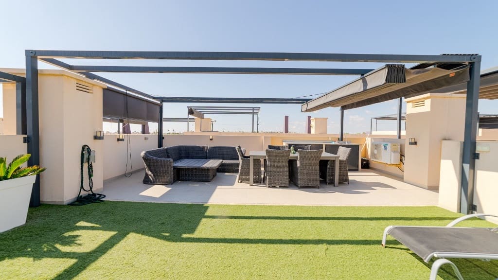 2 bedroom Apartment for sale in Orihuela - € 330,000 (Ref: 9459730)