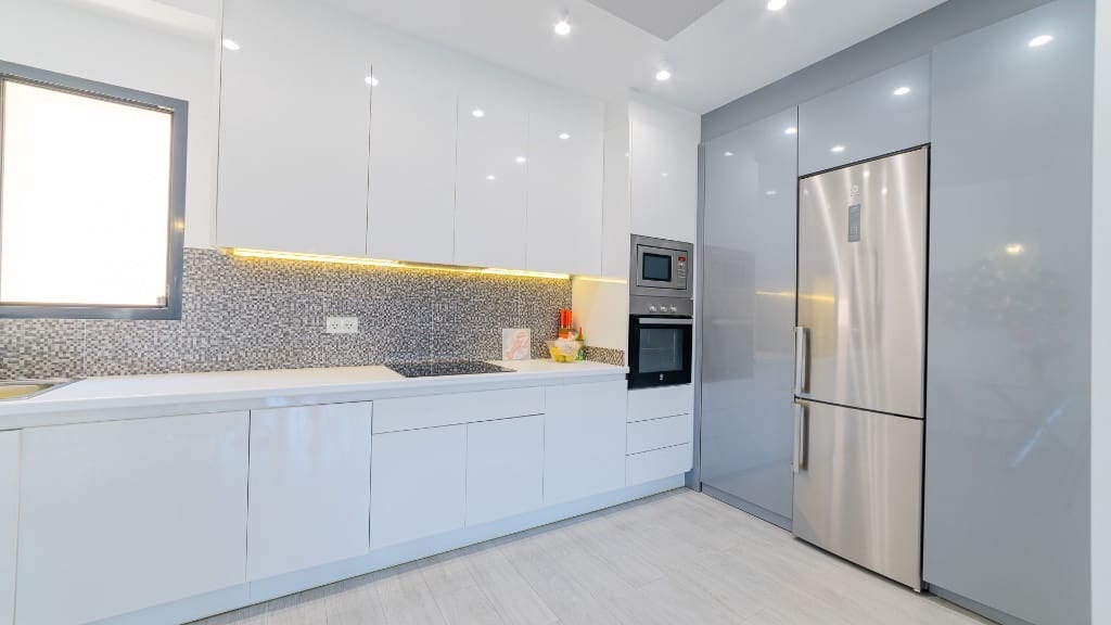 2 bedroom Apartment for sale in Orihuela - € 330,000 (Ref: 9459730)