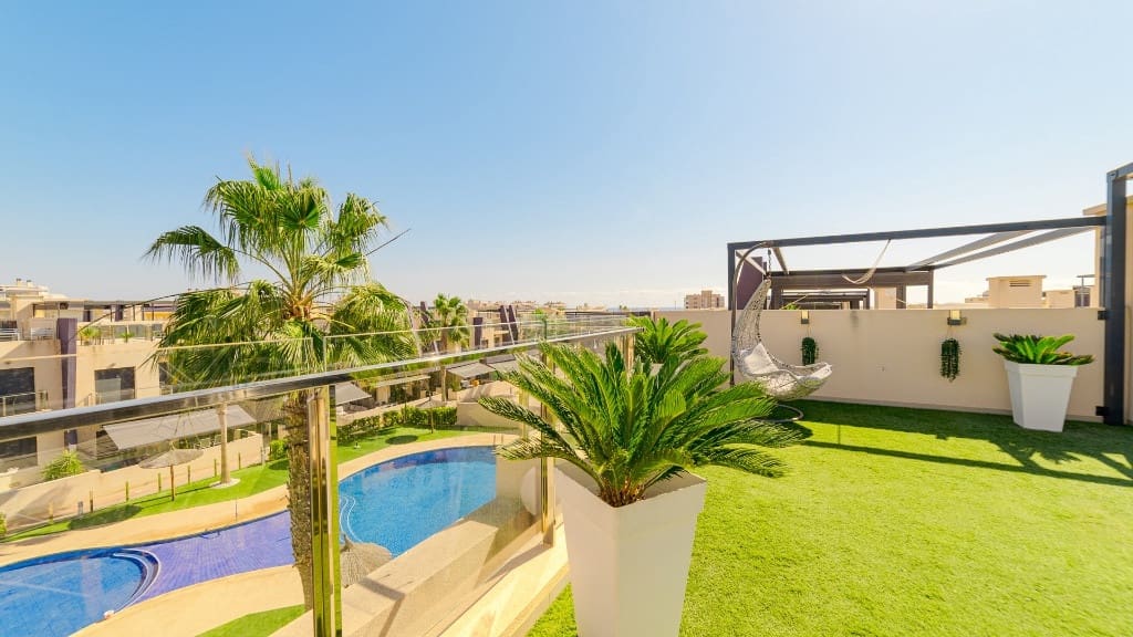 2 bedroom Apartment for sale in Orihuela - € 330,000 (Ref: 9459730)