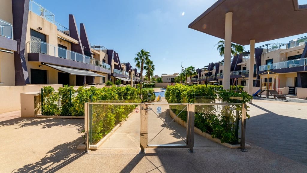 2 bedroom Apartment for sale in Orihuela - € 330,000 (Ref: 9459730)