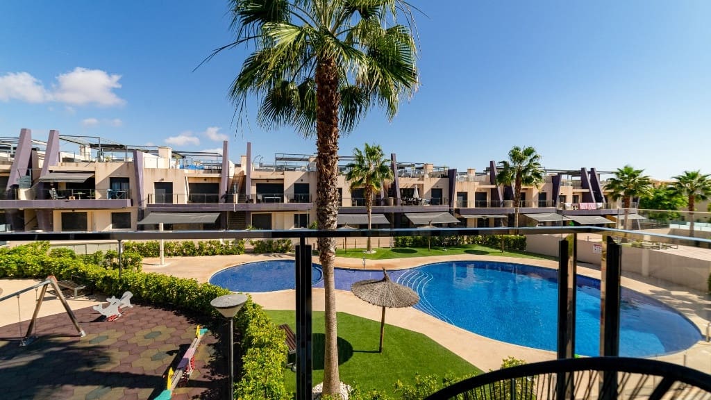 2 bedroom Apartment for sale in Orihuela - € 330,000 (Ref: 9459730)