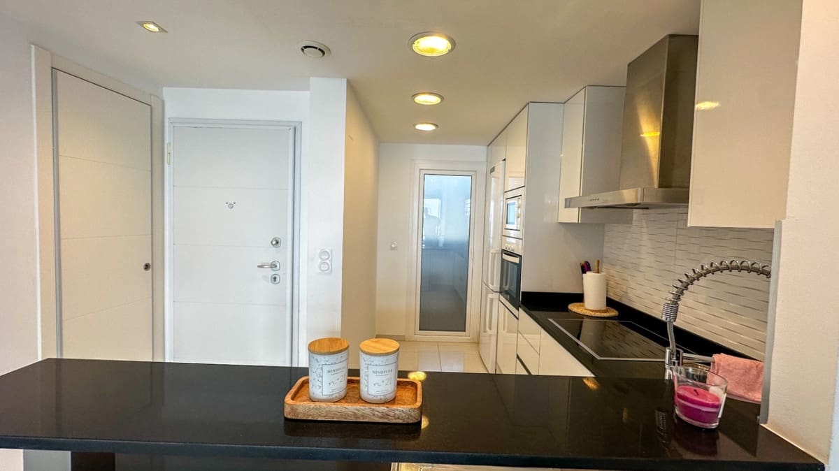 2 sypialnia Apartament na sprzedaż w Torrevieja z garażem - 420 000 € (Ref: 9459737)