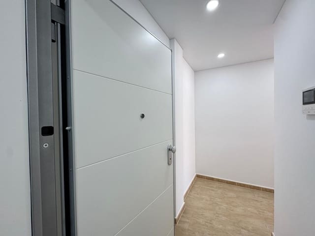 3 makuuhuone Huoneisto myytävänä paikassa Centro - Muelle Pesquero, Torrevieja - 189 900 € (Ref: 9464881)