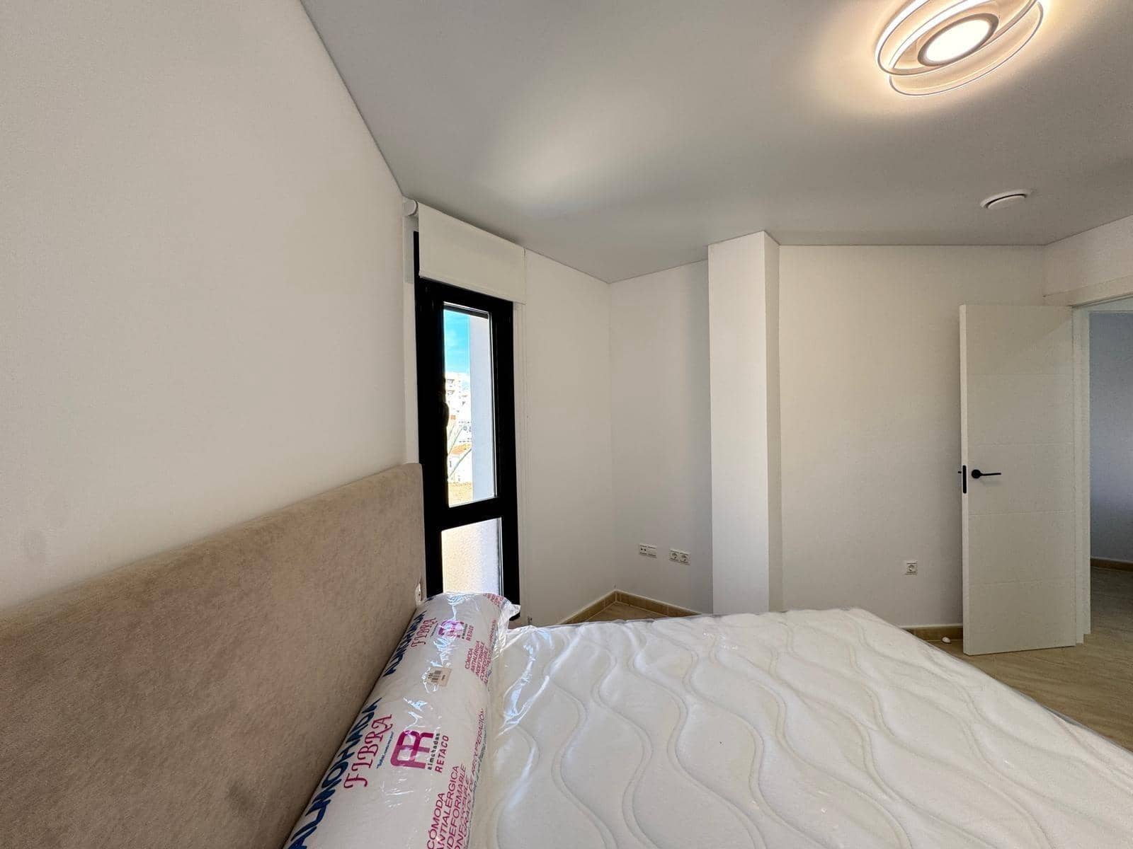 3 makuuhuone Huoneisto myytävänä paikassa Torrevieja - 189 900 € (Ref: 9464881)