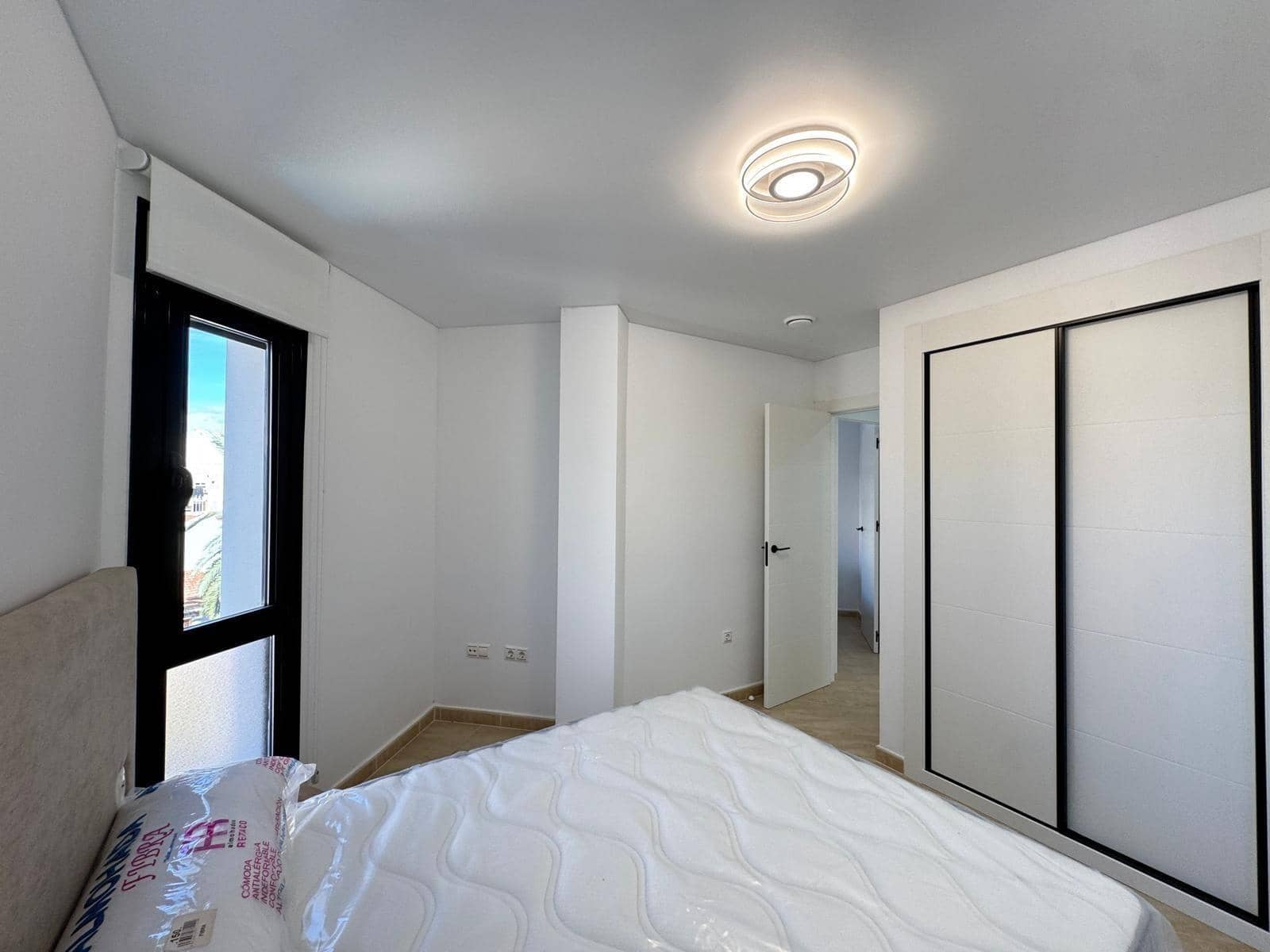 3 makuuhuone Huoneisto myytävänä paikassa Torrevieja - 189 900 € (Ref: 9464881)