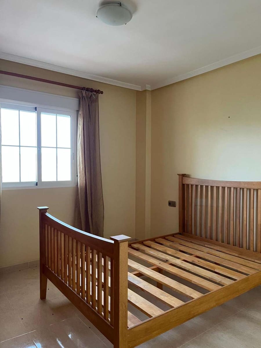 2 bedroom Apartment for sale in Orihuela with pool - € 135,000 (Ref: 9464887)