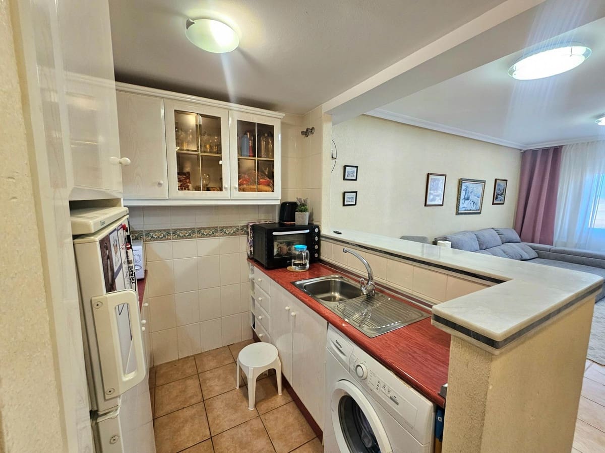 2 quarto Apartamento para venda em Torrevieja - 199 000 € (Ref: 9464890)