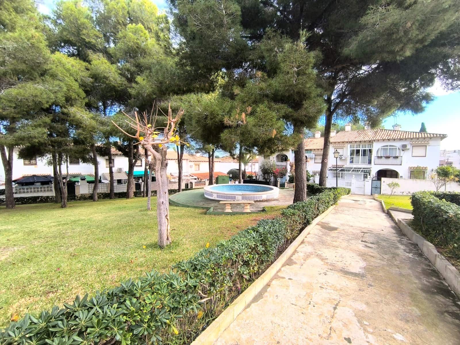 3 sovrum Hus till salu i Torrevieja med pool - 149 000 € (Ref: 9486499)