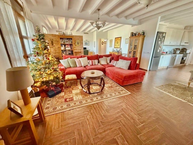 3 bedroom Villa for sale in Avileses with garage - € 375,000 (Ref: 9486510)