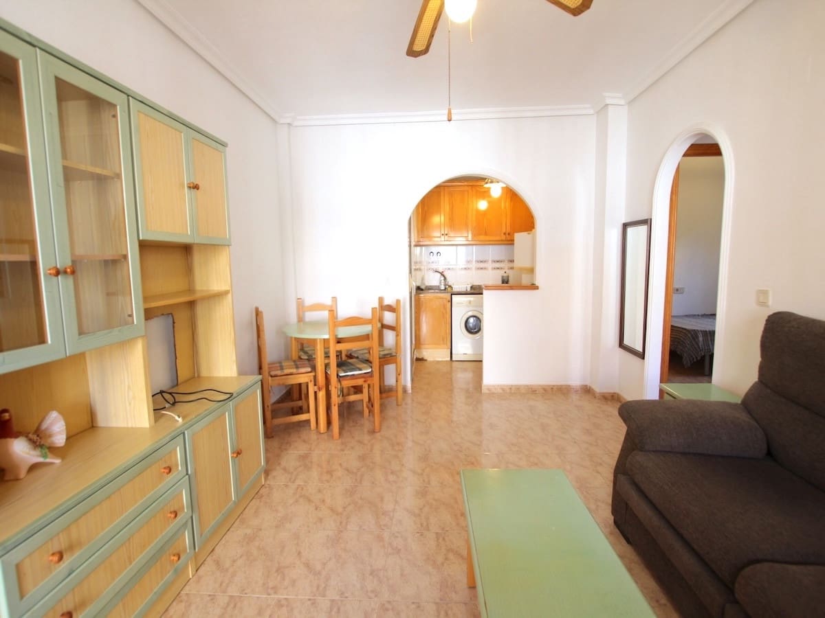 2 bedroom Townhouse for sale in Orihuela - € 135,000 (Ref: 9486516)