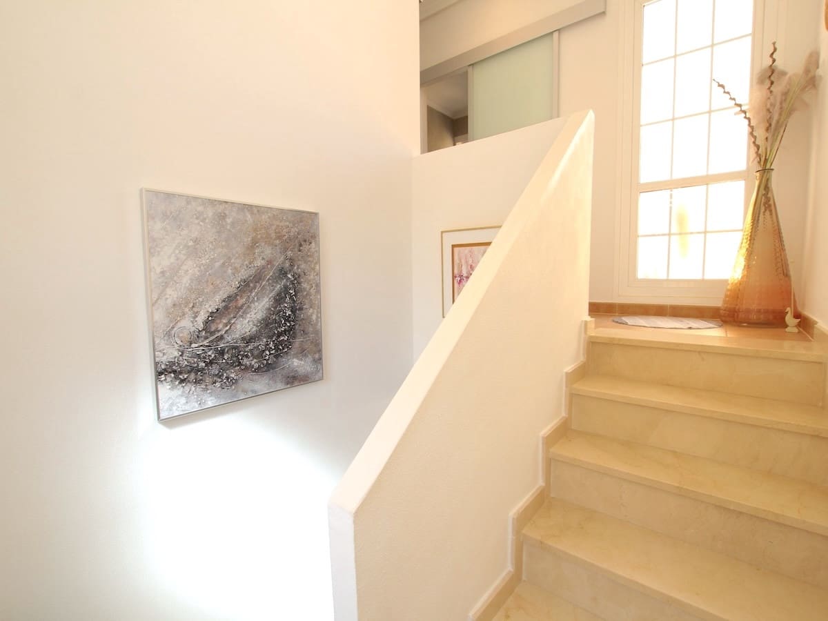 3 bedroom Villa for sale in Guardamar del Segura - € 325,000 (Ref: 9486518)